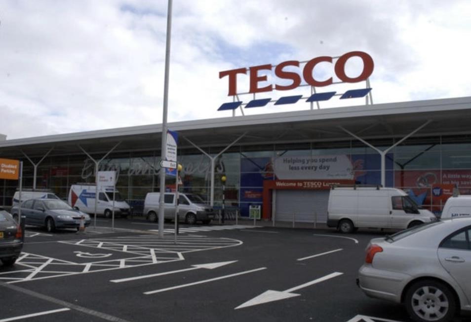 Cierpiąca na przewlekłą chorobę płuc Polka nie została wpuszczona do Tesco, nawet po interwencji policji