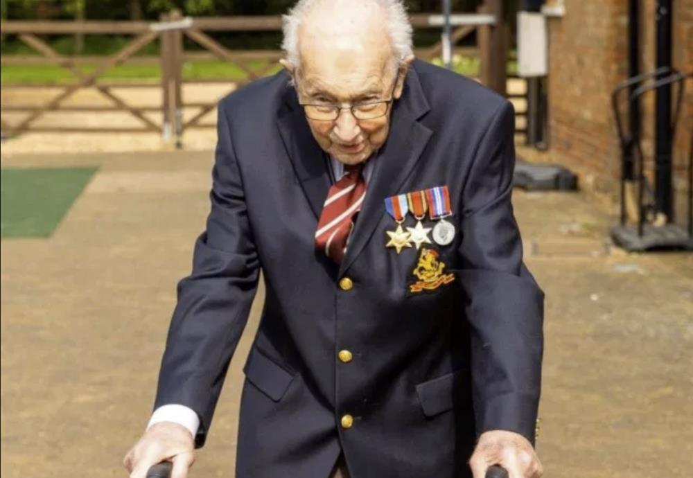 99-letni weteran II wojny światowej zebrał 6 milionów funtów dla lekarzy