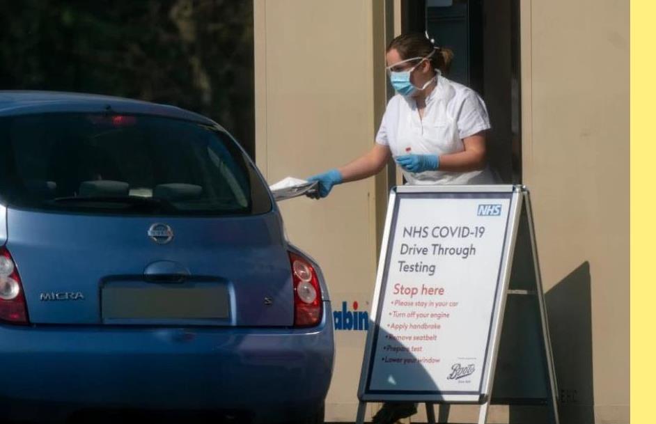 Od jutra każdy kluczowy pracownik będzie mógł zarezerwować test na obecność koronawirusa