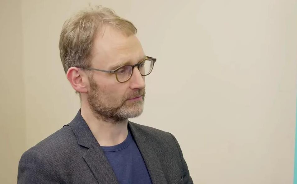 Koronawirus: Zbyt szybkie zniesienie restrykcji może oznaczać 100 tys. zgonów