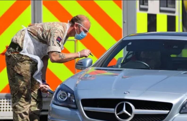 Liczba ofiar koronawirusa w UK przekroczyła 30 tys. Zmarło kolejne 649 osób