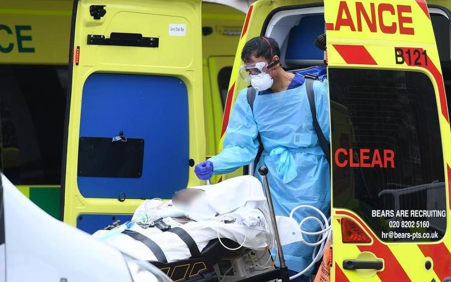 Ilość ofiar koronawirusa wzrosła do 33 614. 428 nowych zgonów w UK