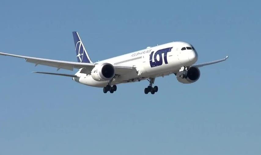 Powrót do Polski z UK lotem czarterowym