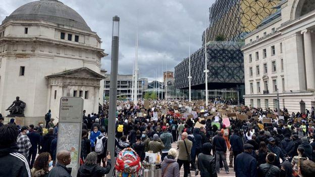 Około 2000 osób wzięło udział w proteście Black Lives Matter w Birmingham