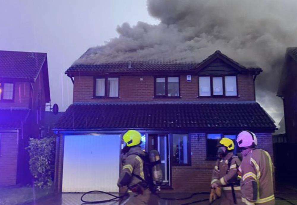 Dom w Sutton Coldfield zapalił się po uderzeniu pioruna
