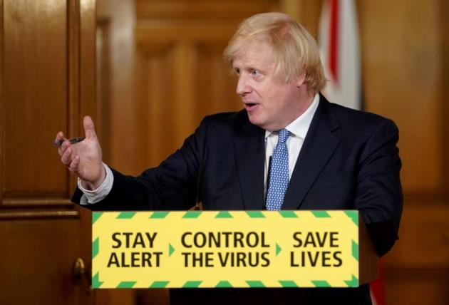 Od dziś poluzowanie restrykcji w Anglii. Zobacz co można robić