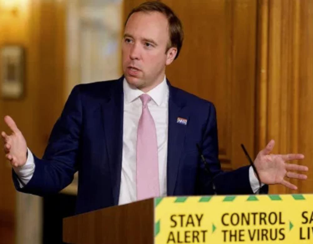 Liczba zgonów z powodu koronawirusa spadła o 5377, bo rząd zmienił sposób liczenia