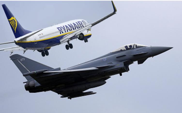 Podejrzany pakunek w na pokładzie Ryanaira. Samolot lądował w eskorcie myśliwców