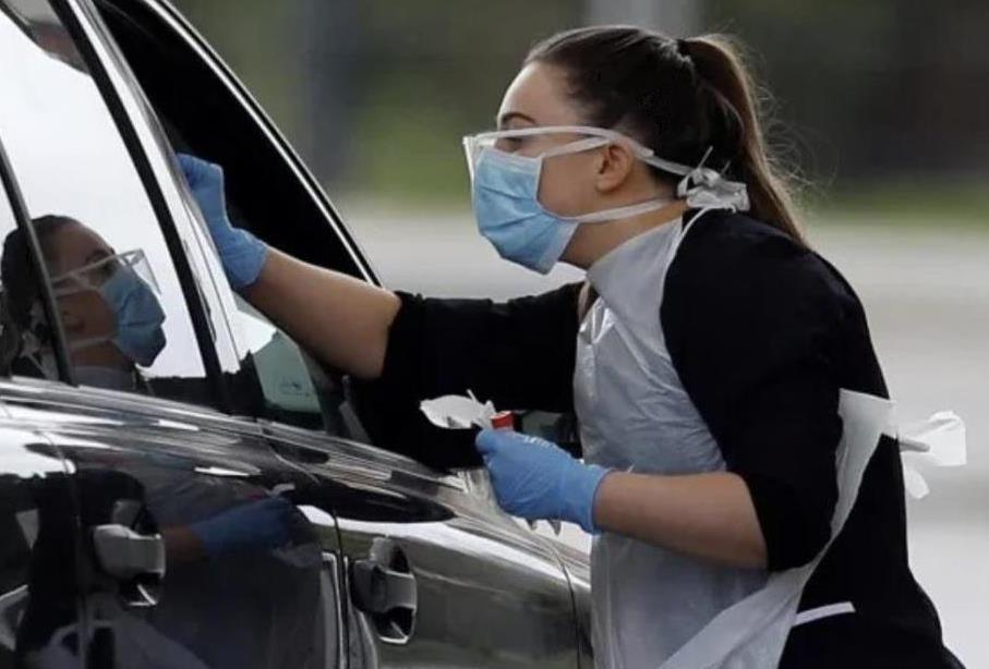 W Wielkiej Brytanii najwięcej zakażeń koronawirusem od 31 maja. Jedna nowa ofiara.