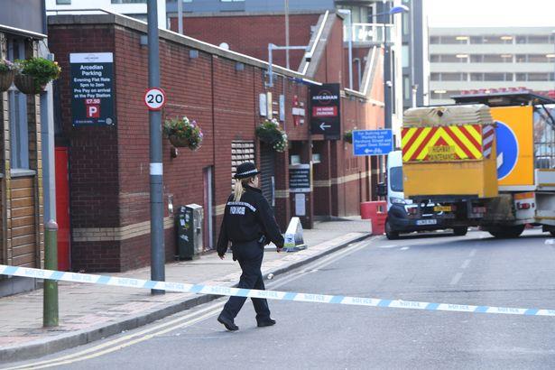 PILNE: Atak nożownika w Birmingham. Wiele osób zostało rannych