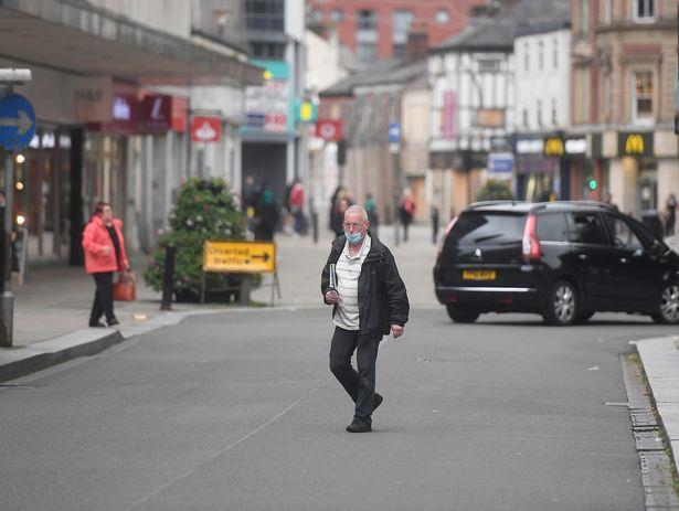 W Wielkiej Brytanii może zostać wprowadzona godzina policyjna w celu uniknięcia drugiej fali epidemii