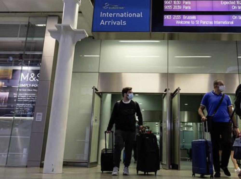 Kwarantanna po przyjeździe do UK. Kolejne państwa na liście