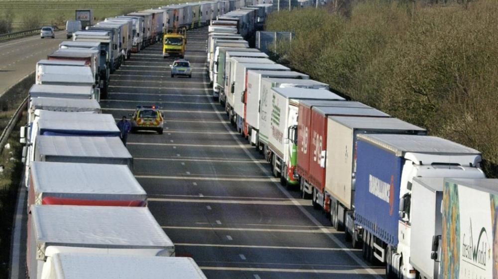 Brexit uderzy w brytyjską gospodarkę bardziej niż koronawirus