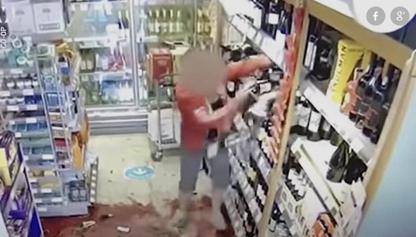 Klientka wpadła w szał w sklepie. Nie chciała przestrzegać restrykcji związanych z koronawirusem