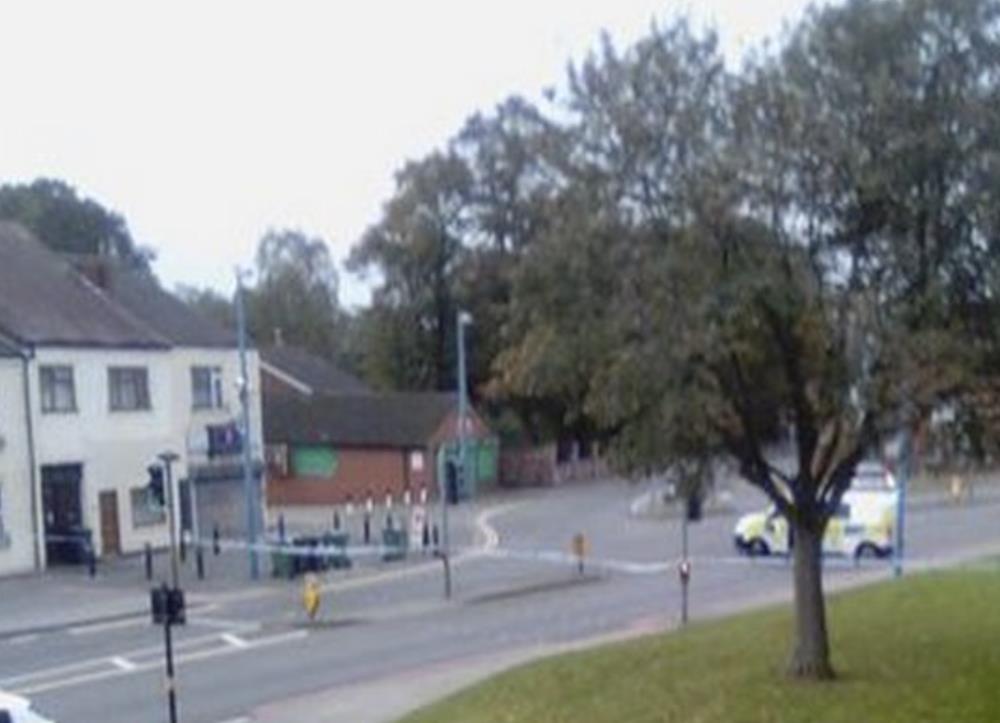 Mężczyzna postrzelony w szyję w Cradley Heath