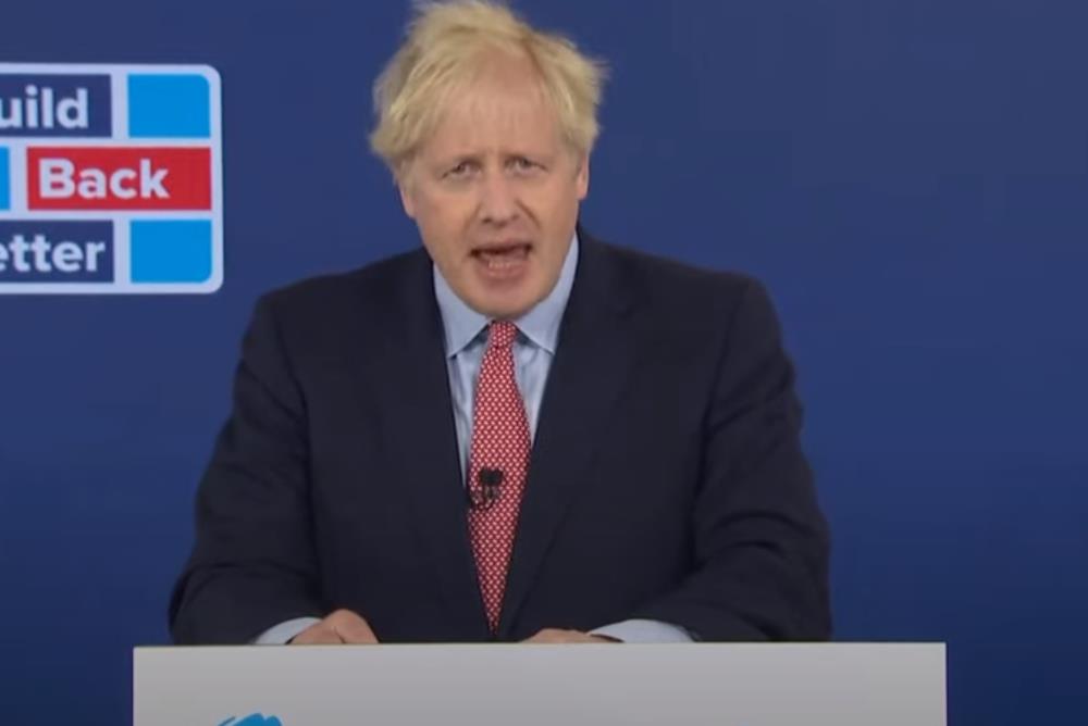Boris Johnson obiecuje, że ograniczenia dystansu społecznego zakończą się do października 2021 r.