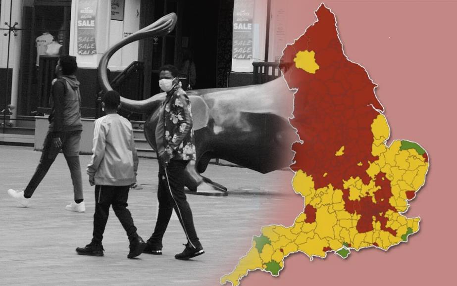 Zakaz spotkań, zamknięte puby. Lista 200 miast zagrożonych najwyższym poziomem lockdownu — wśród nich Birmingham