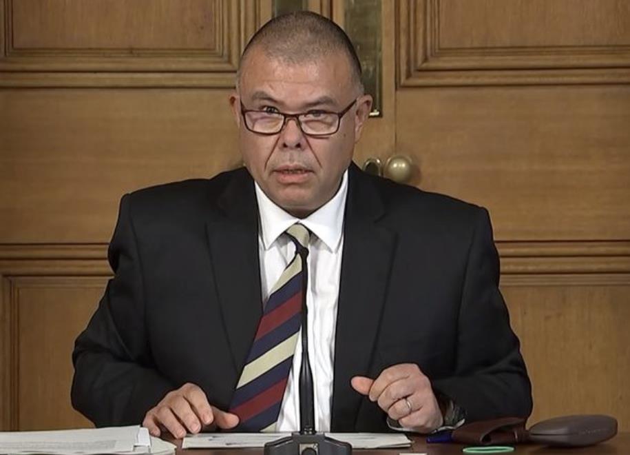 Szpitale Nightingale w UK postawione w stan gotowości. Więcej pacjentów chorych na COVID-19 niż 23 marca, gdy ogłoszono lockdown