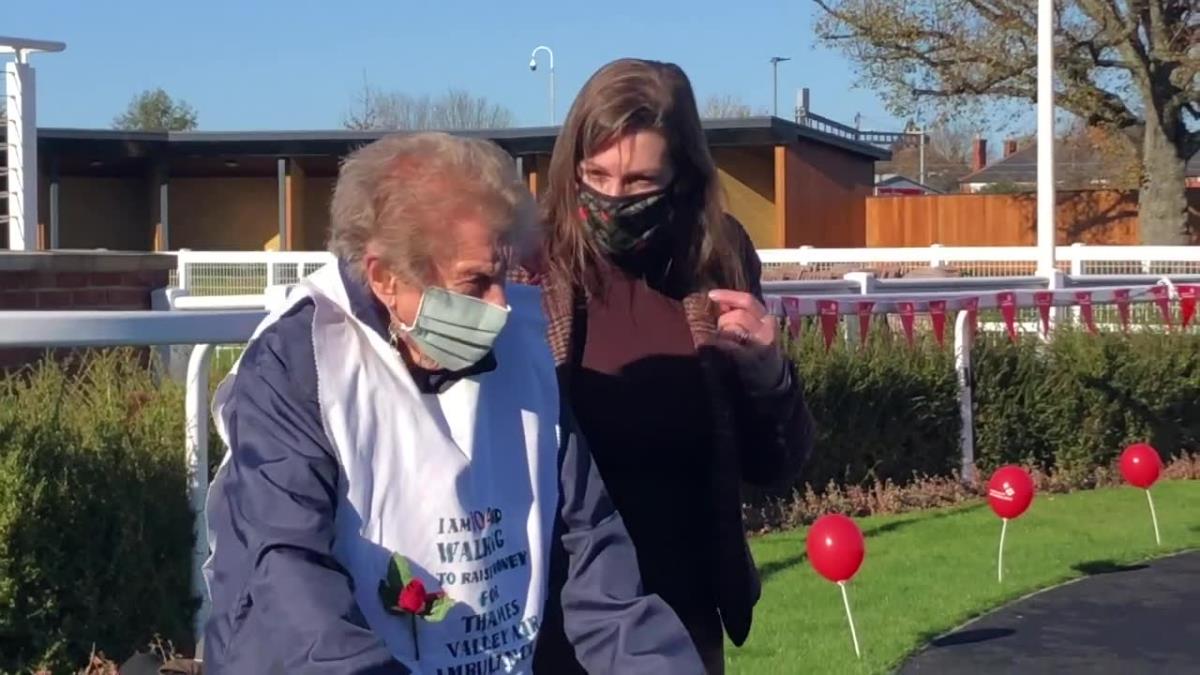 104-latka pokonała maraton. Brytyjka zbierała w ten sposób pieniądze na cel charytatywny