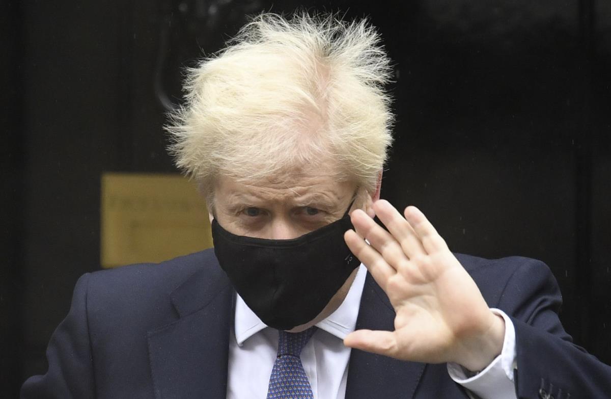 Boris Johnson uważa, że został „wrobiony” i wprowadził drugi lockdown przez błędne dane