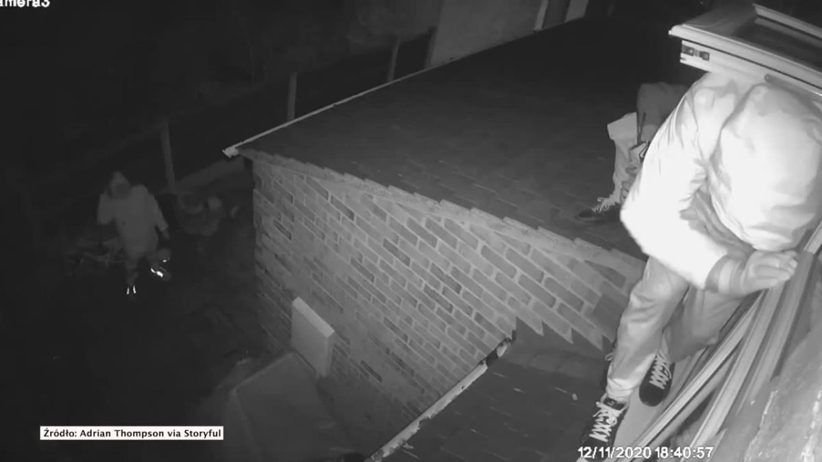 Włamali się do domu przez pokój 4-letniej dziewczynki. Ukradli nawet jej skarbonkę