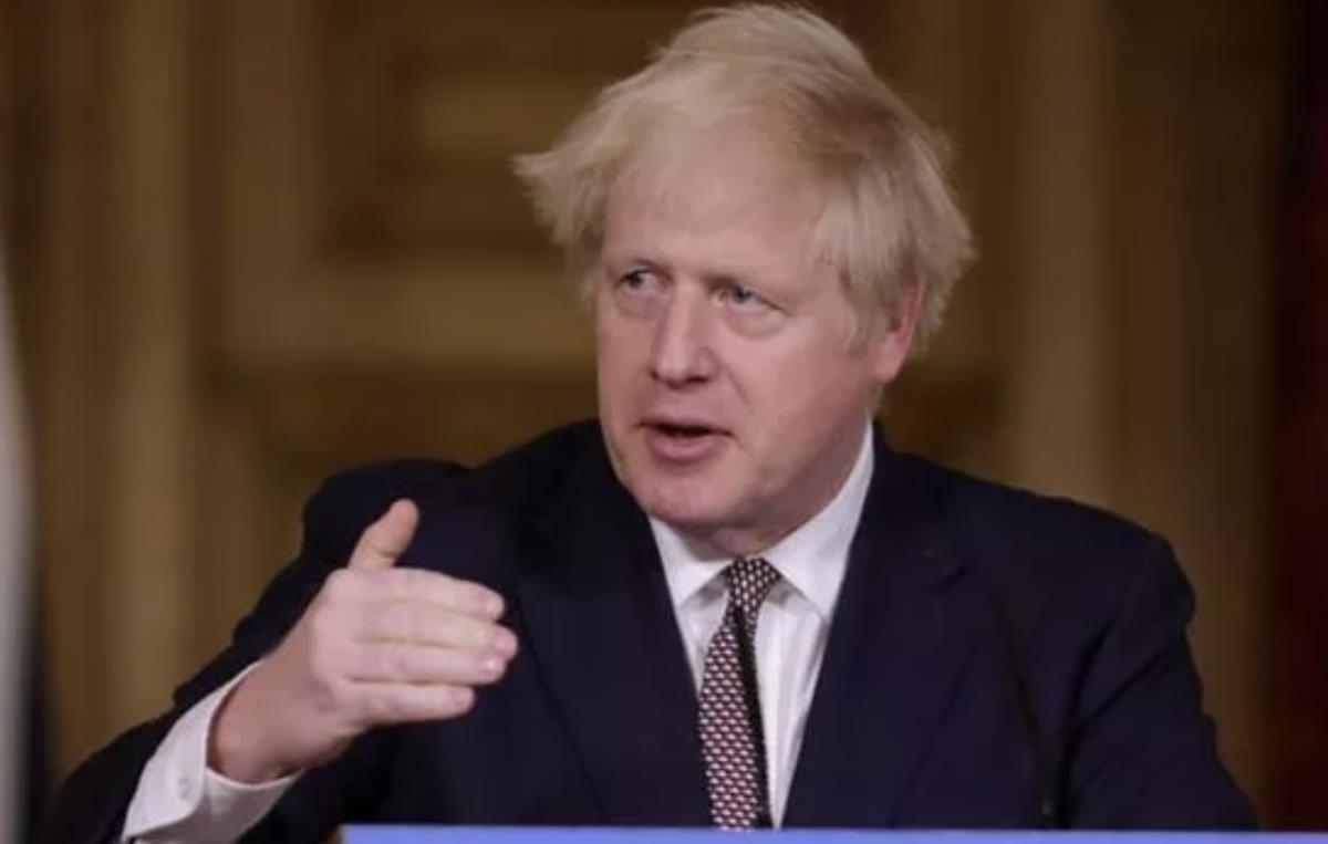 Boris Johnson ostrzegł przed kolejnym lockdownem w nowym roku