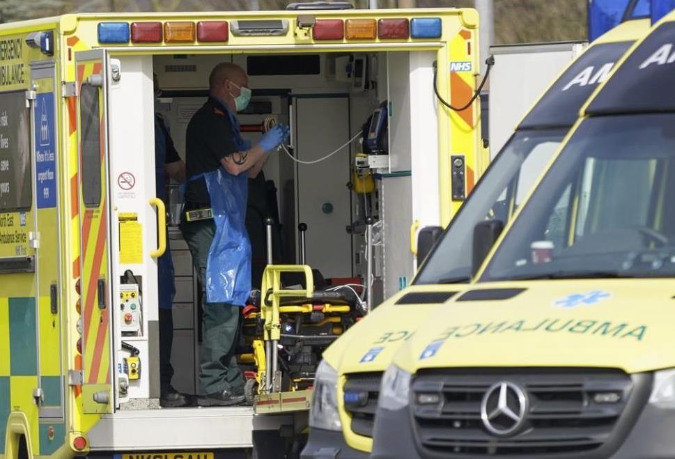 35 383 nowych zakażeń koronawirusem i 532 zgony w ciągu doby w Wielkiej Brytanii