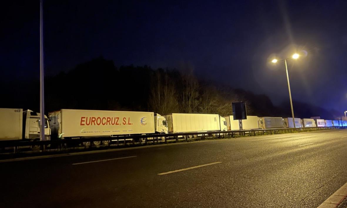 W Wielkiej Brytanii może zabraknąć żywności w święta. Premier zwołał posiedzenie sztabu kryzysowego