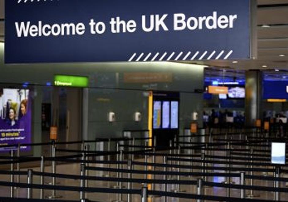 Od 1 stycznia 2021 roku można przywieźć mniej papierosów i alkoholu do Wielkiej Brytanii