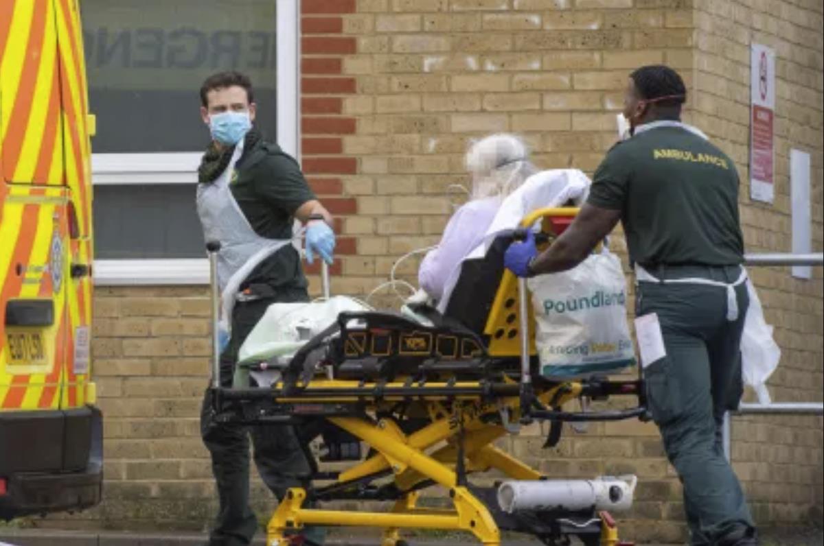 Rekord zakażeń w Wielkiej Brytanii i najwięcej zgonów od 21 kwietnia