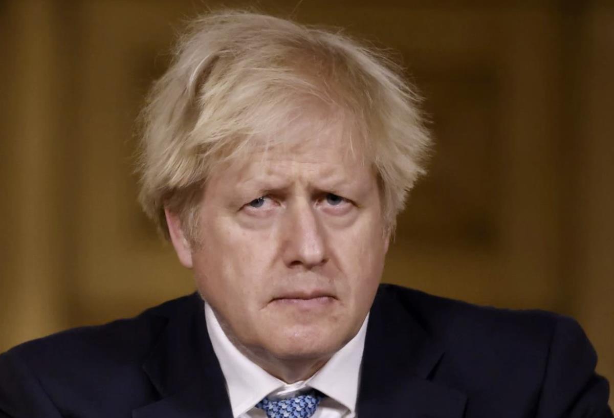 Johnson prosi Londyńczyków, aby zostali w domu, bo szpitale zbliżają się do punktu krytycznego