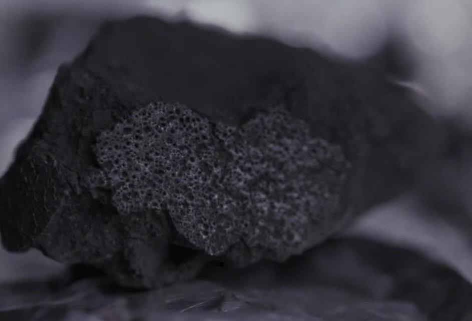 Niezwykle rzadki meteoryt znaleziony w Anglii. Może dostarczyć odpowiedzi na pytania dotyczące życia na Ziemi