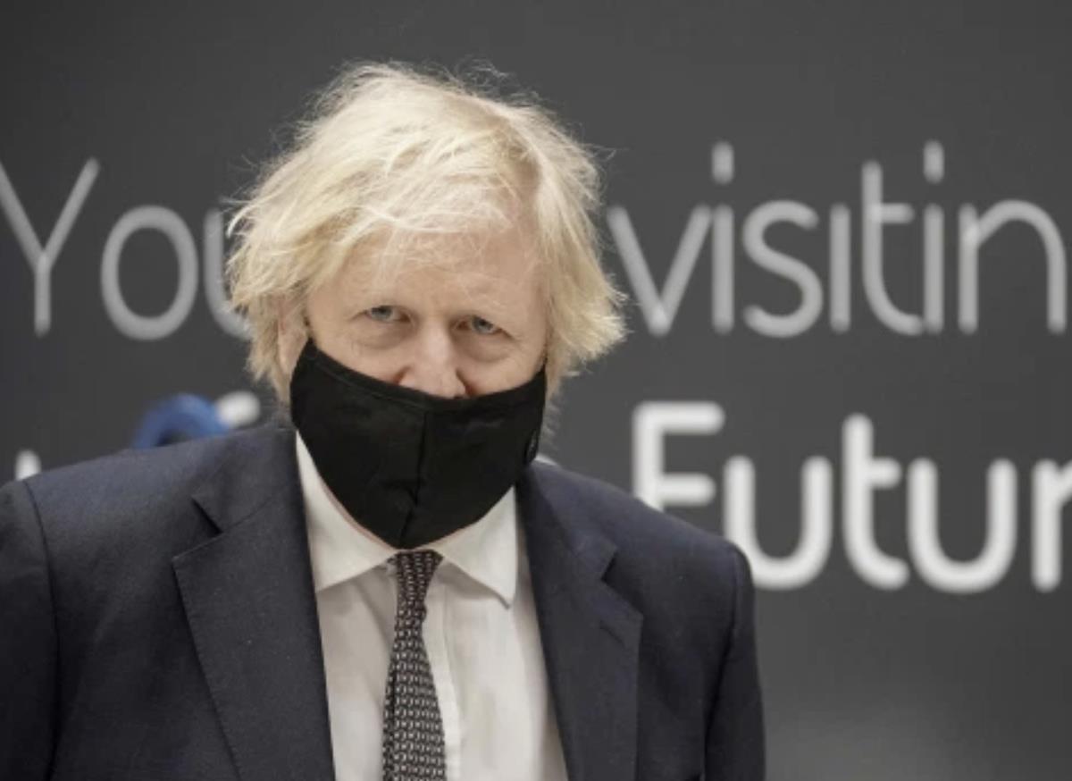 Johnson: Wielka Brytania  „odczuje skutki” trzeciej fali epidemii koronawirusa w Europie