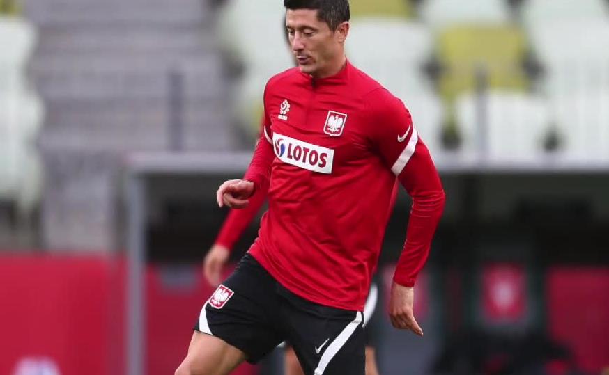 Robert Lewandowski i Krzysztof Piątek zagrają z Anglią na Wembley