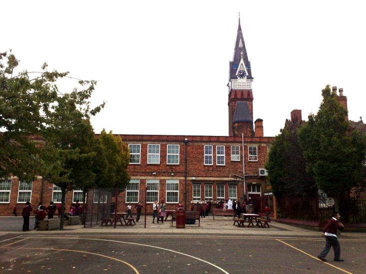 Szkoła, w której dzieci mówią w 27 różnych językach