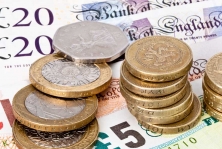 Rząd ujawni firmy, które płacą za małe pensje