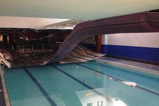 Sufit spadł do basenu w LA Fitness