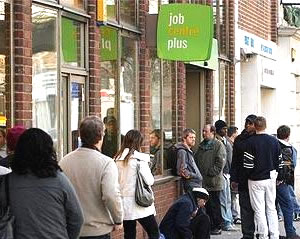 Liczba bezrobotnych rośnie