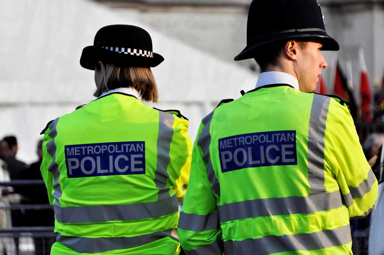 Mężczyzna, który zaatakował pasażera w Londynie krzyczał, że chce zabić muzułmanów