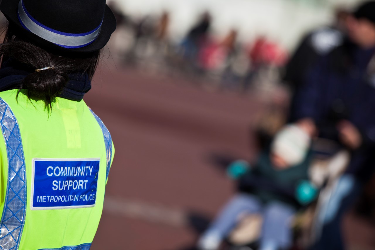 Napadli na muzułmankę w Londynie i zerwali jej z głowy hidżab