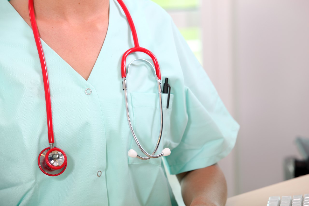 Pacjenci oddziału A&E szpitala w Londynie usłyszeli, że o ile nie umierają, mają iść do domów