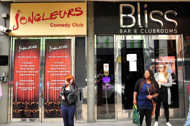 Na skutek kryzysu zamykają kluby na Broad Street