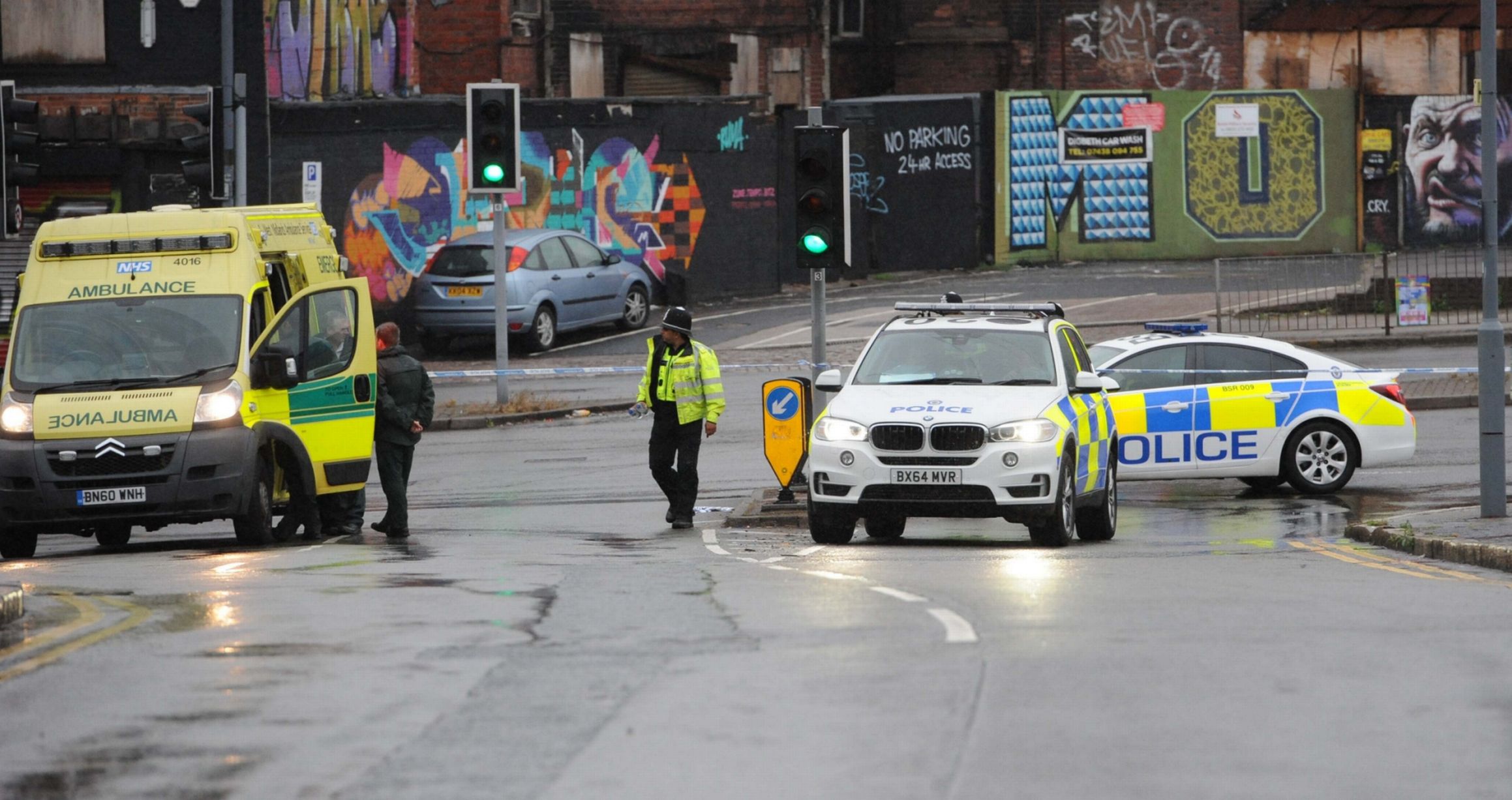 Dramat w Digbeth – mężczyzna przez ponad pięć godzin przetrzymywał dwie zakładniczki