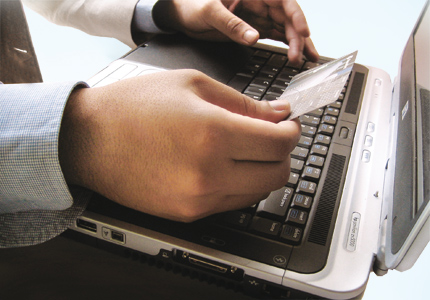 Nie będzie ukrytych opłat przy płaceniu kartą