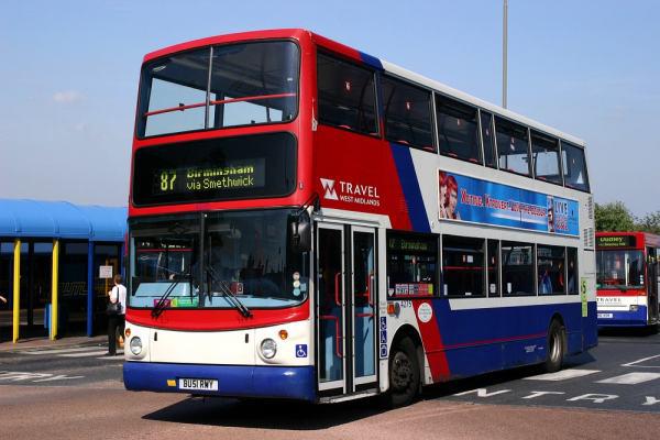 Darmowe przejazdy autobusami w West Midlands kosztują podatników 58,5 miliona funtów rocznie