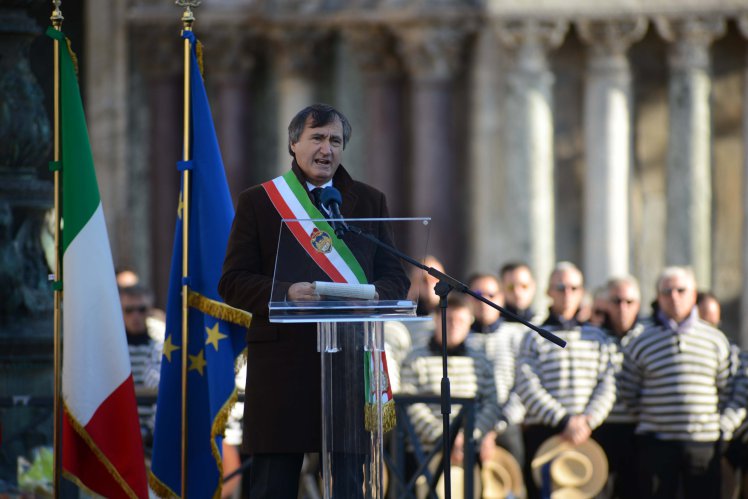 Każdy, kto w Wenecji wykrzyczy „Allahu Akbar” zostanie natychmiast zastrzelony