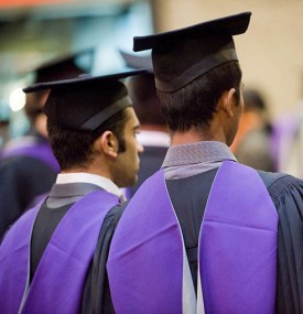 Coraz mniej zagranicznych studentów na brytyjskich uczelniach