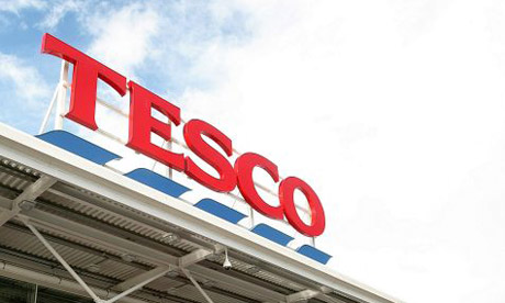 Tesco inwestuje w automatyczną porównywarkę cen. Jeśli u konkurencji będzie taniej - sklep zwraca resztę