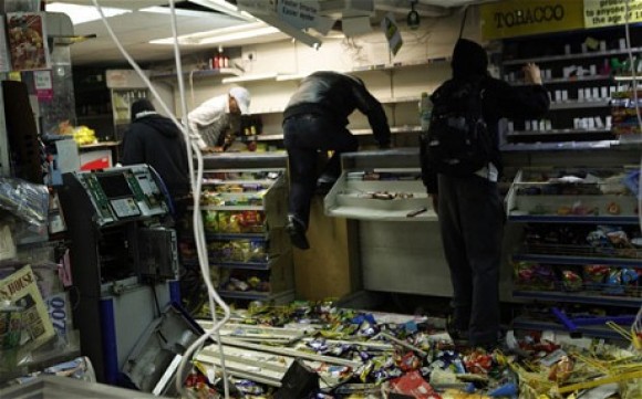 Plądrował? Pozbawić zasiłków