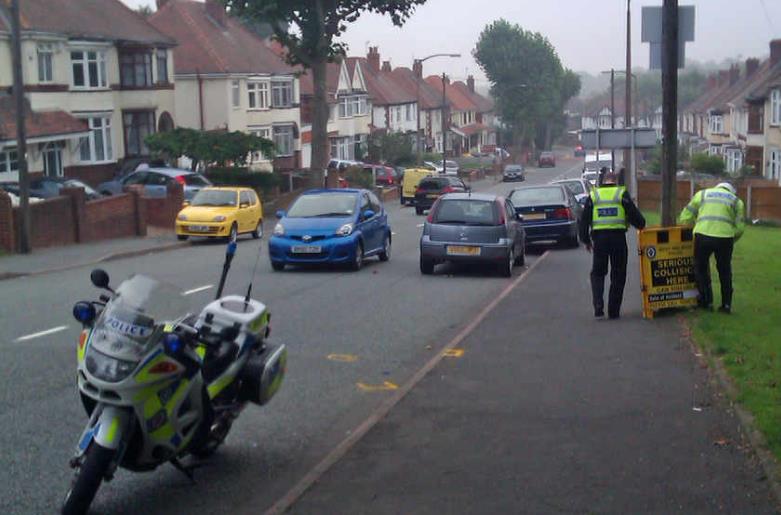 Śmiertelny wypadek drogowy w Dudley – sprawca uciekł